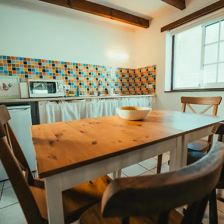 Casa Maida Apartman Tetir